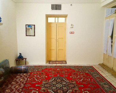 اقامتگاه بومگردی اوروزا یزد 6